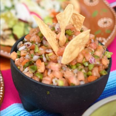 Half Pan Fresh Salsa & Chips
